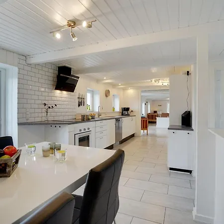 Ailke - 2km To The Fjord By Interhome Feriehus *